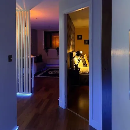 Cosy City Centre Apartment With Parking Birmingham Exterior photo